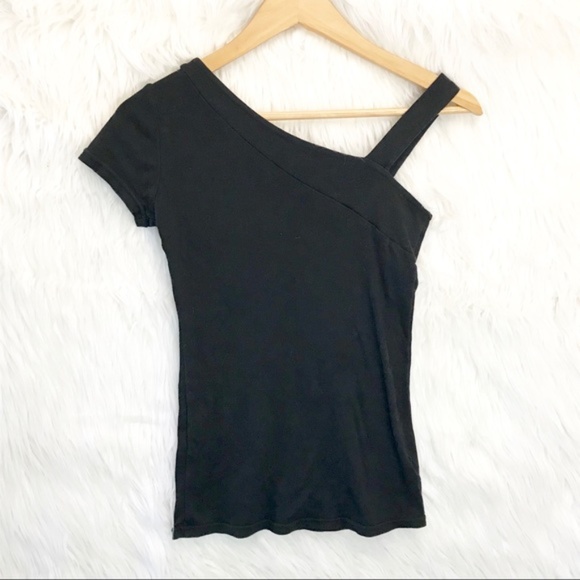 Glamorous elegant asymmetrical one shoulder - Picture 6 of 8